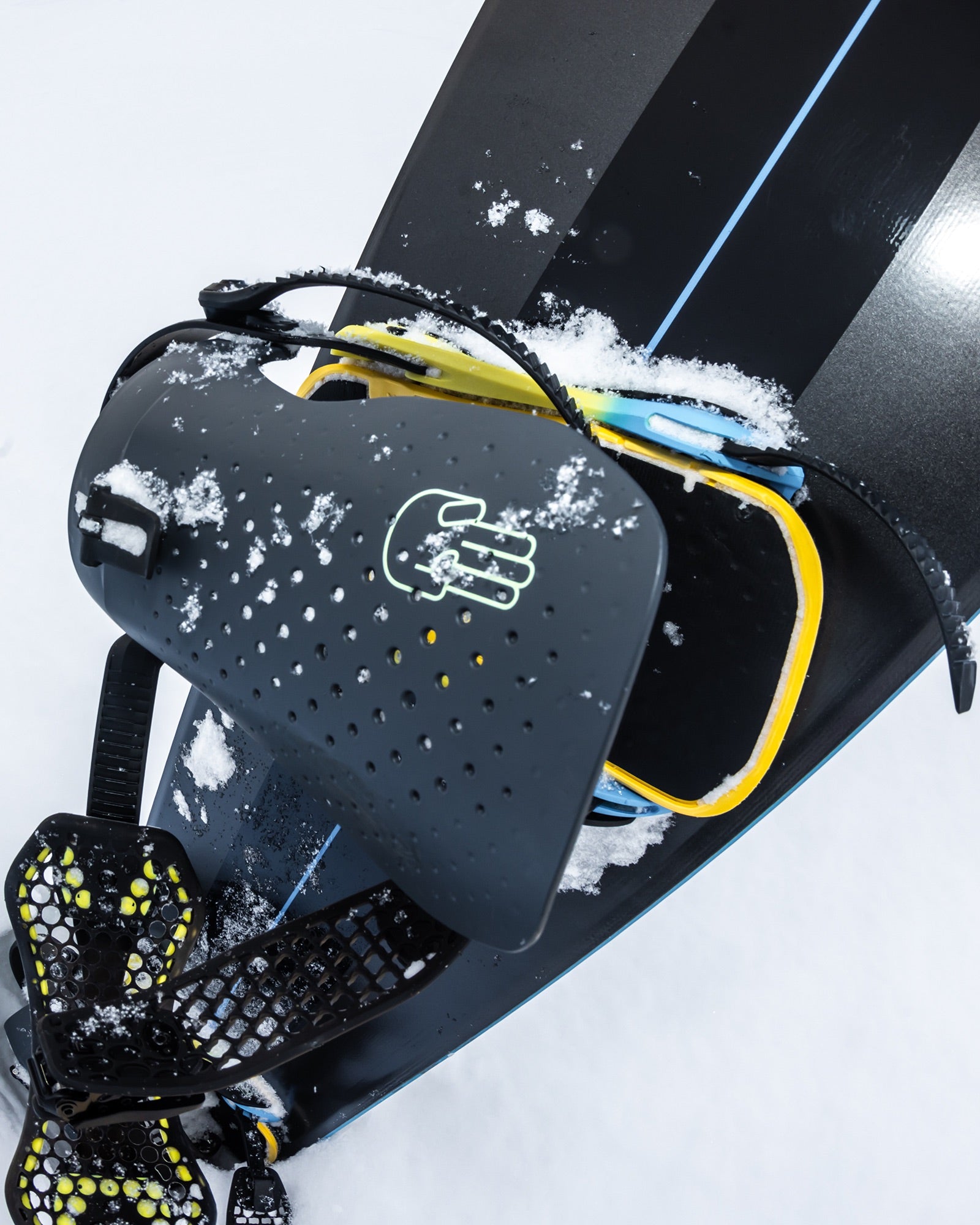 Astro AsymWrap™ Snowboard Bindings