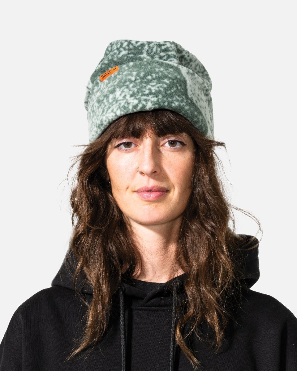 Snowboard beanie in sky blue. Fleece Beanie 2025 | Bataleon Snowboards™ 2025.