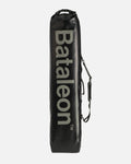 Snowboard sleeve in black. Getaway Rollup Bag 2025 | Bataleon Snowboards™ 2025.