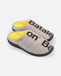 Comfortable slippers in gray. Subu Slippers 2025 | Bataleon Snowboards™ 2025.