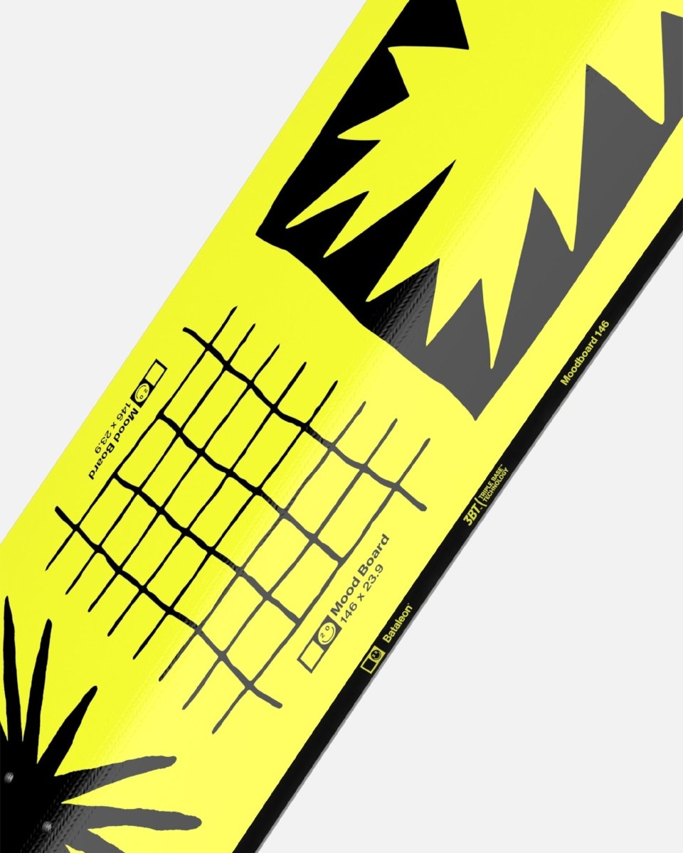 Bataleon moodboard 2023-2024 womens snowboard five