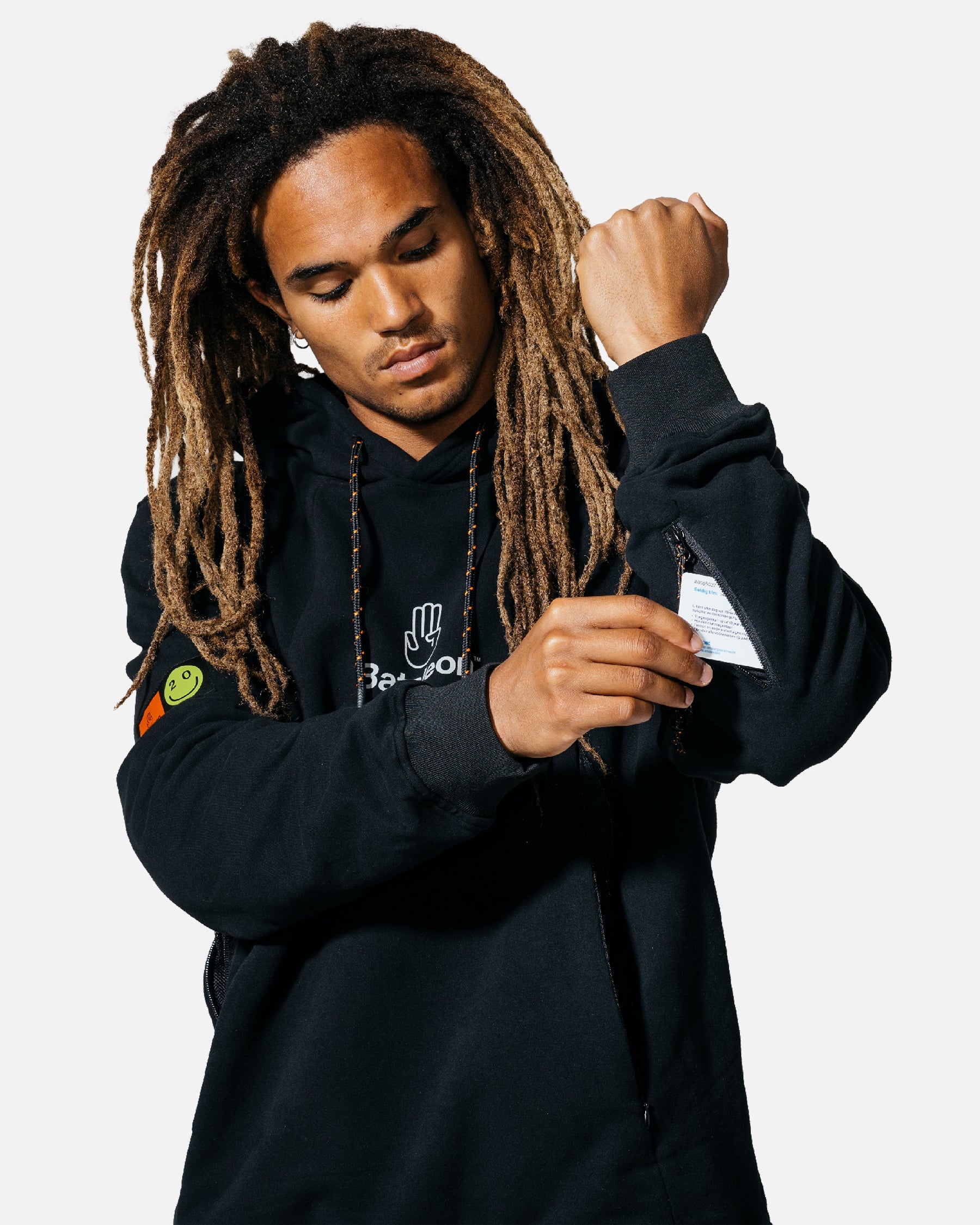 Bataleon snowproof delta hoodie 2023-2024 black apparel three