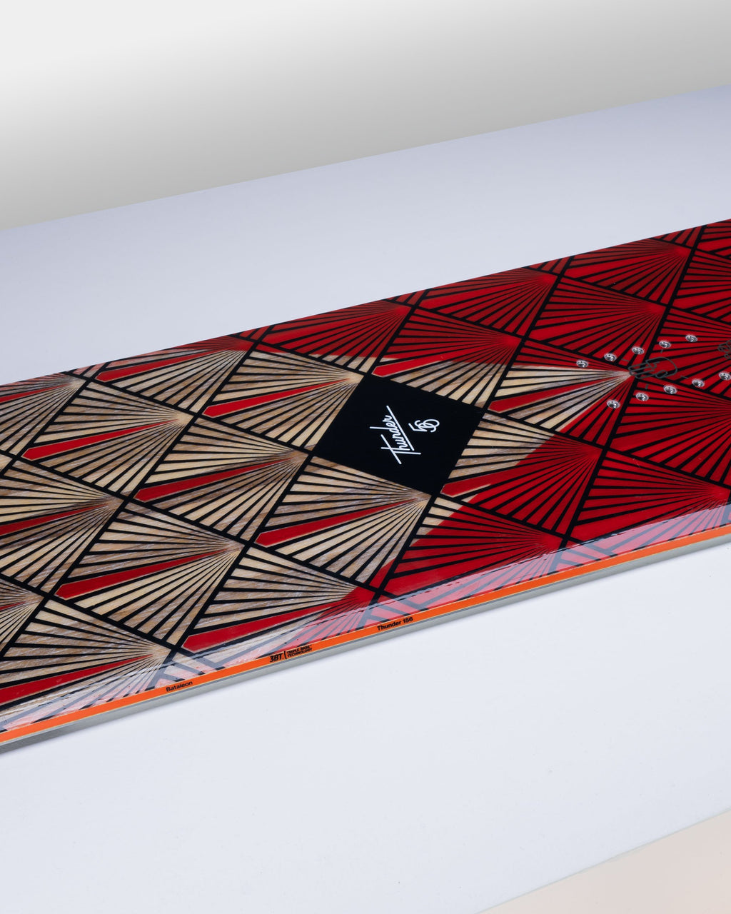 Bataleon Thunder Snowboard 2020 - 2021 product image by Bataleon Snowboards 2